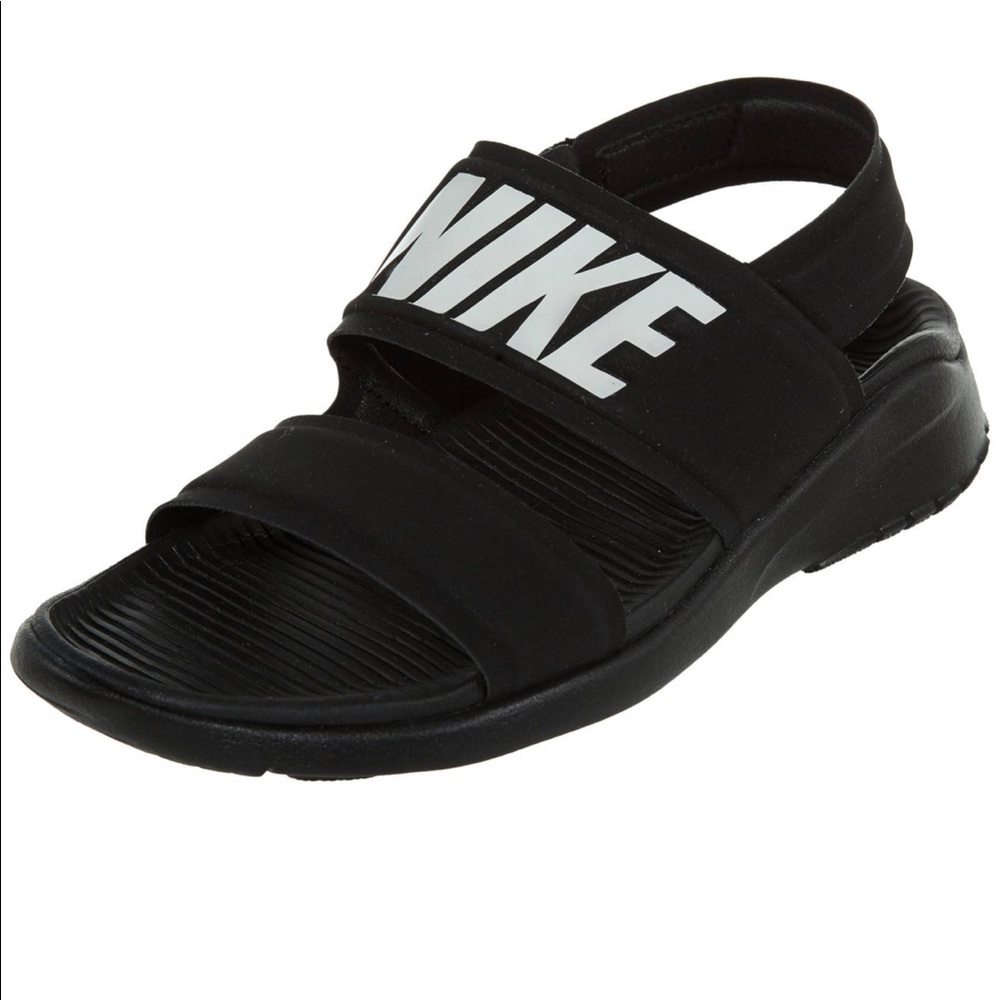 Women’s NIKE Tanjun Sandal